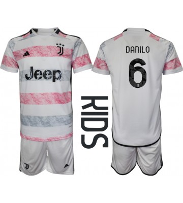 Juventus Danilo Luiz #6 Replika Babytøj Udebanesæt Børn 2023-24 Kortærmet (+ Korte bukser)